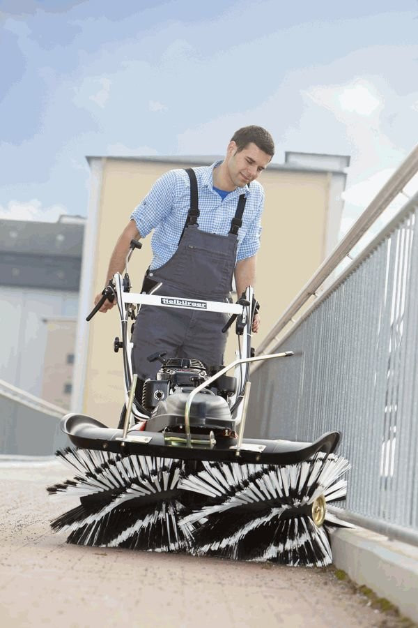 Подметально-уборочная машина TIELBUERGER TK48 Professional HYDRO (B&S 850 IC)